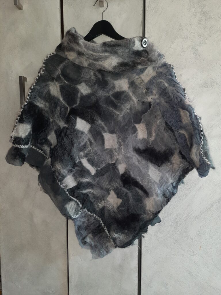 Poncho Polders in de sneeuw